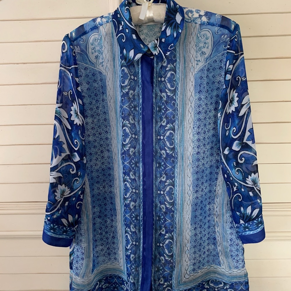 Ladies sheer blouse by Chico’s
